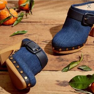 Veronica Beard Denim Platform Clogs Size 9